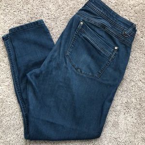 Democracy brand size14 Jean capris